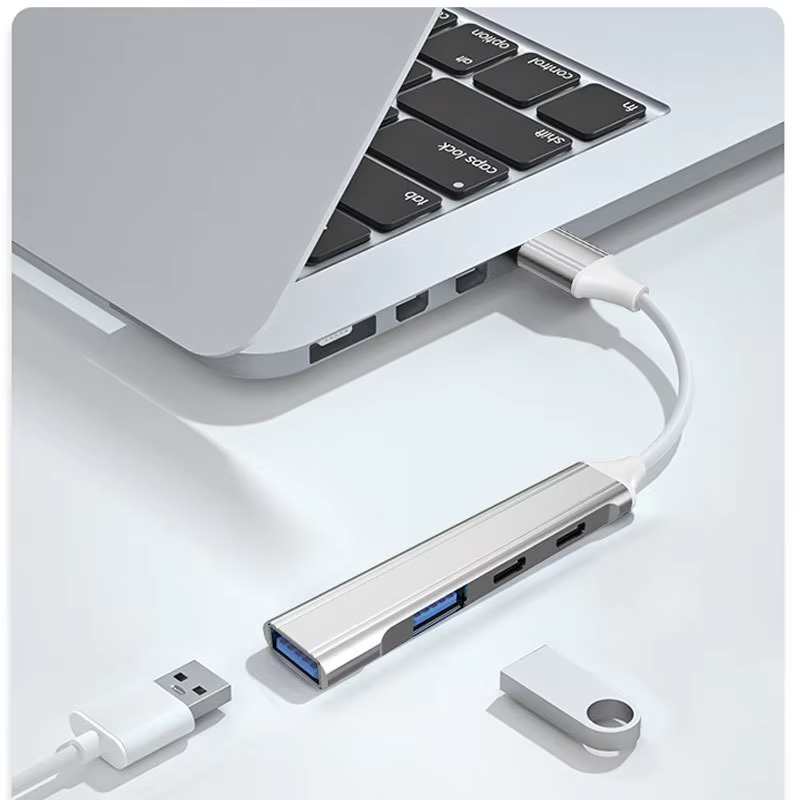 4 in 1 Aluminum Multi Splitter - Laptop Accessories Hub recension och pris
